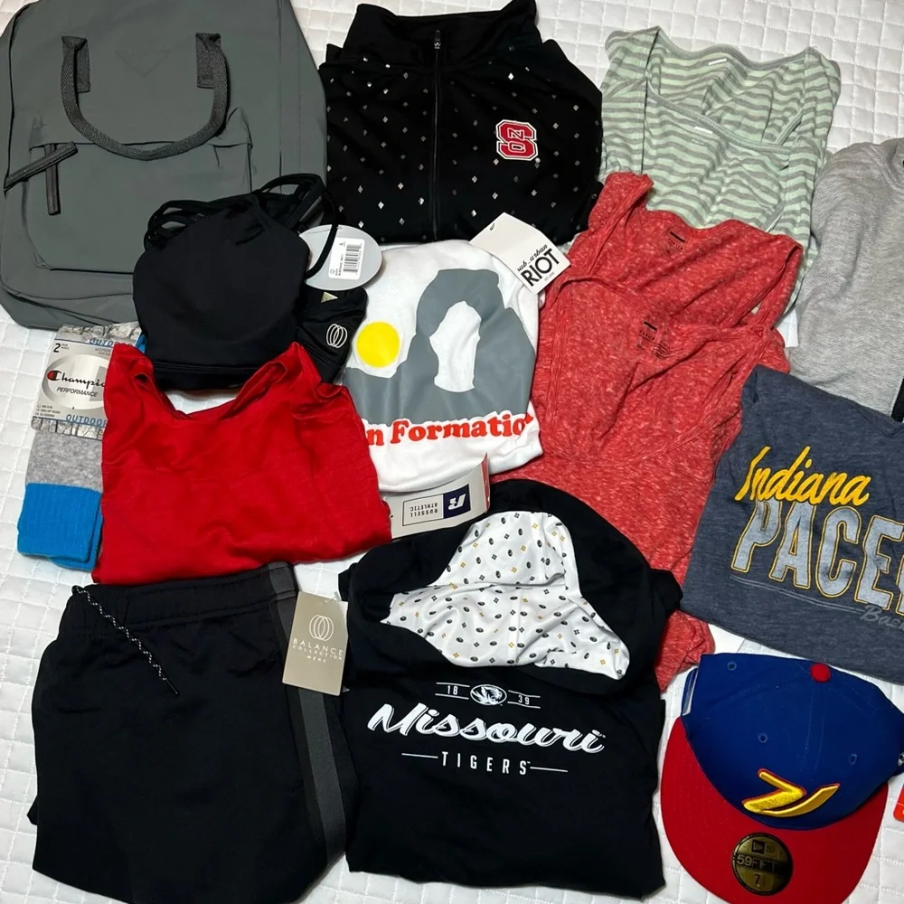 NWT Wholesale Lot of 23 Team & Athletic Apparel and Accessories- Lot 183 - Picture 5 of 7
